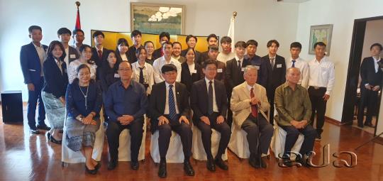25 Lao students awarded Japan’s government scholarships 